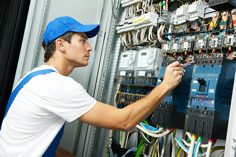 Domestic Electrician in UK United Kingdom